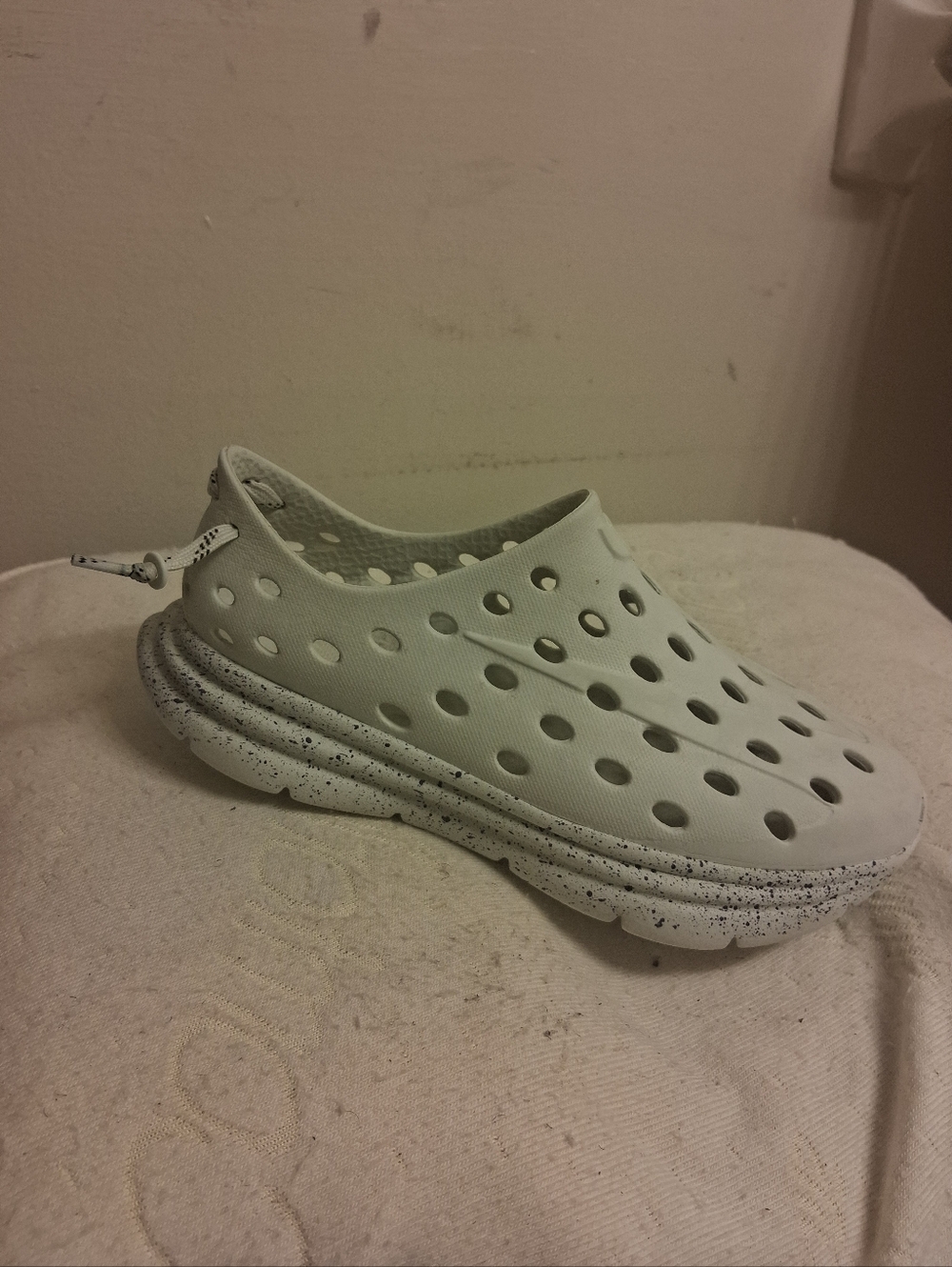 Light Gray KANE Slip-On Perforated Foam Clogs Size Mens 3, Womens 5 Clean - Picture 5 of 16